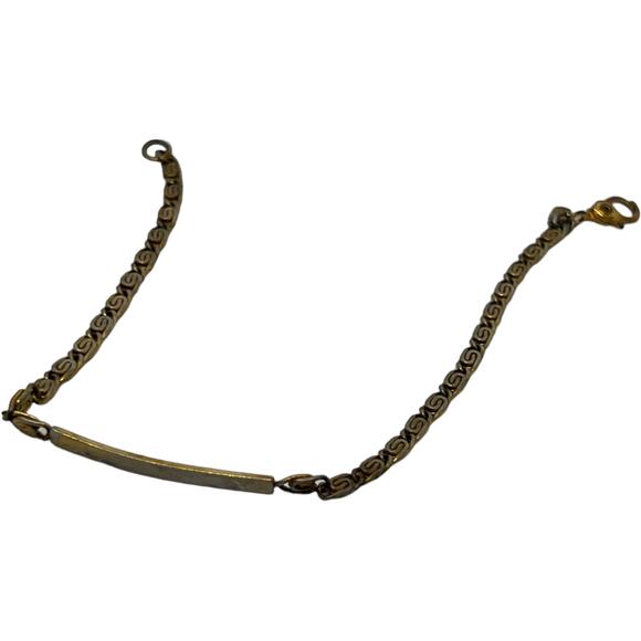 Vintage Monet Gold Tone Bar Link Chain Bracelet Delicate Classic Design 7.5" - Picture 2 of 6